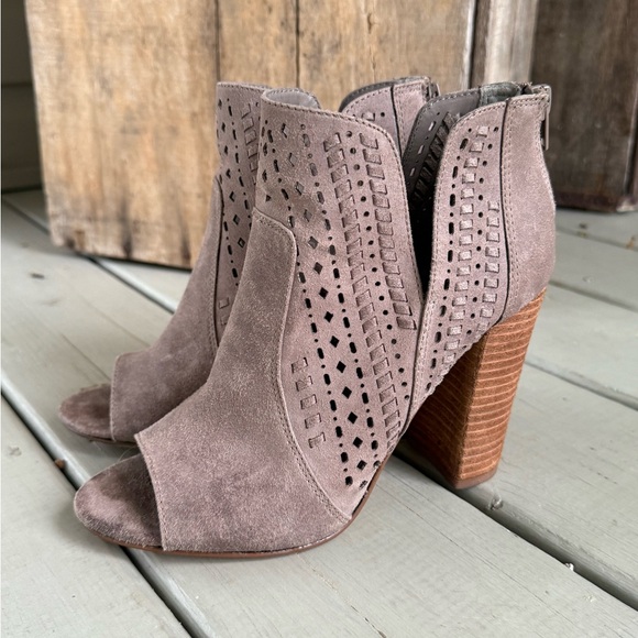 Carlos by Carlos Santana Taupe Heeled Boots - Picture 3 of 4